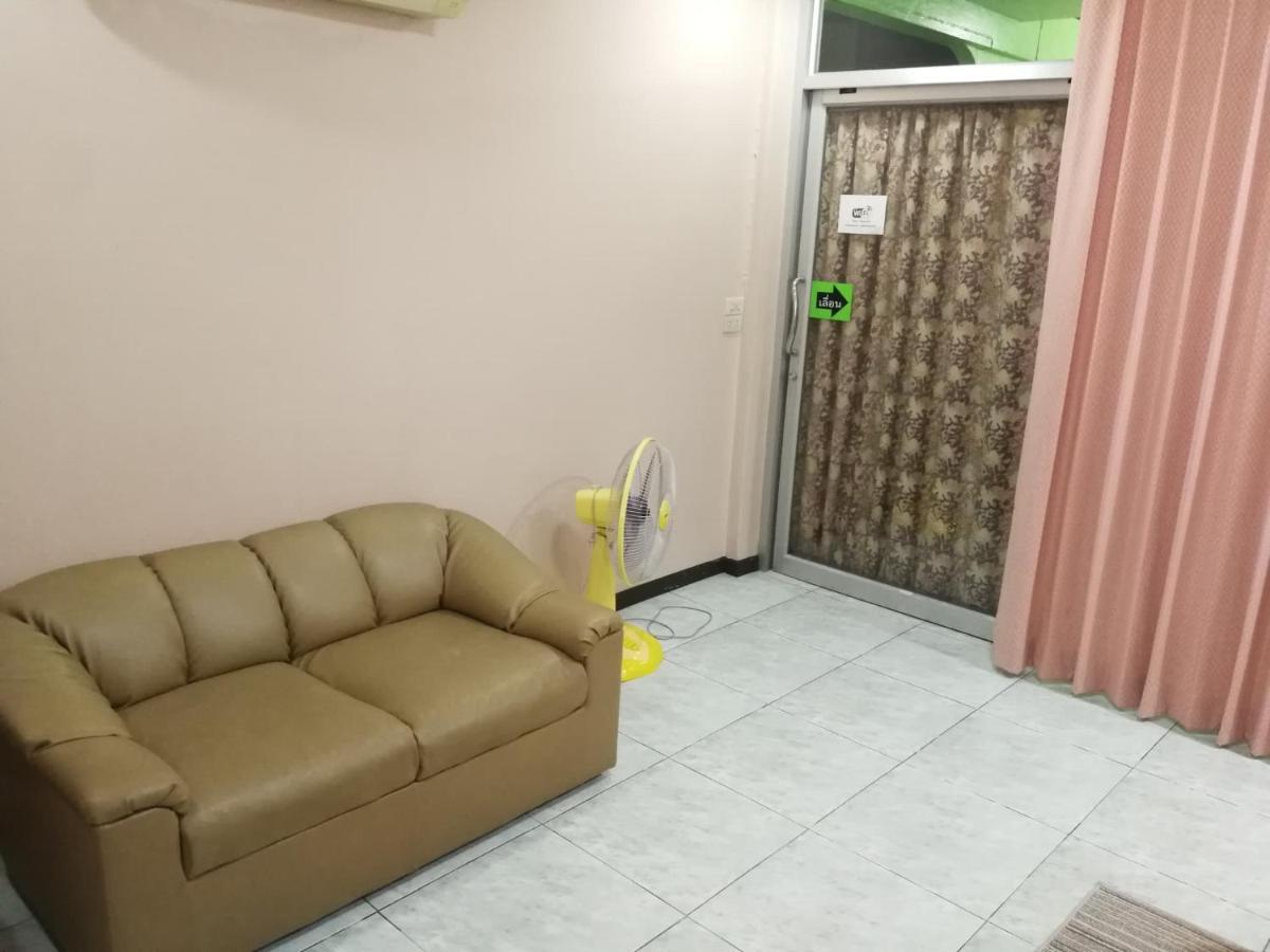 20 négyzetméteres stúdió Apartman 0 fürdőszobával Khon Kaen Bevásárlóközpont területén Kültér fotó